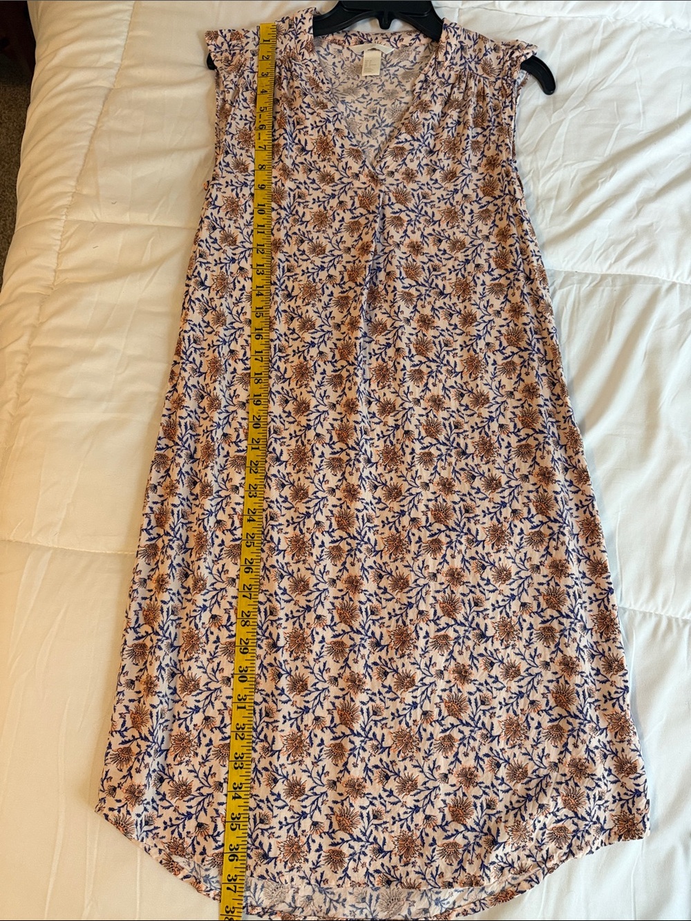 H&M Sleeveless Floral Midi Dress in Cream, Blue and Tan - Picture 4 of 5